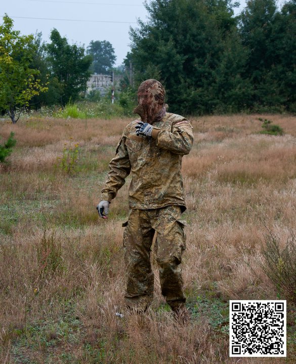 PenCott camouflage uniforms and Jackets ~ $130 USD - Tactical